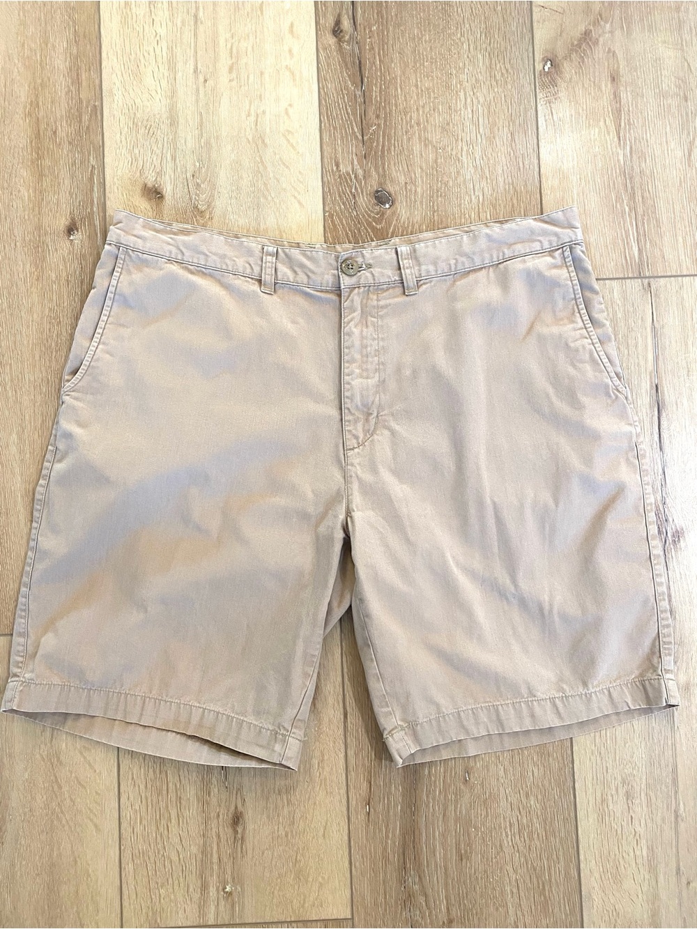 Patagonia Men’s Khaki Chino Shorts Casual Outdoor Hiking Flat Front Size 38